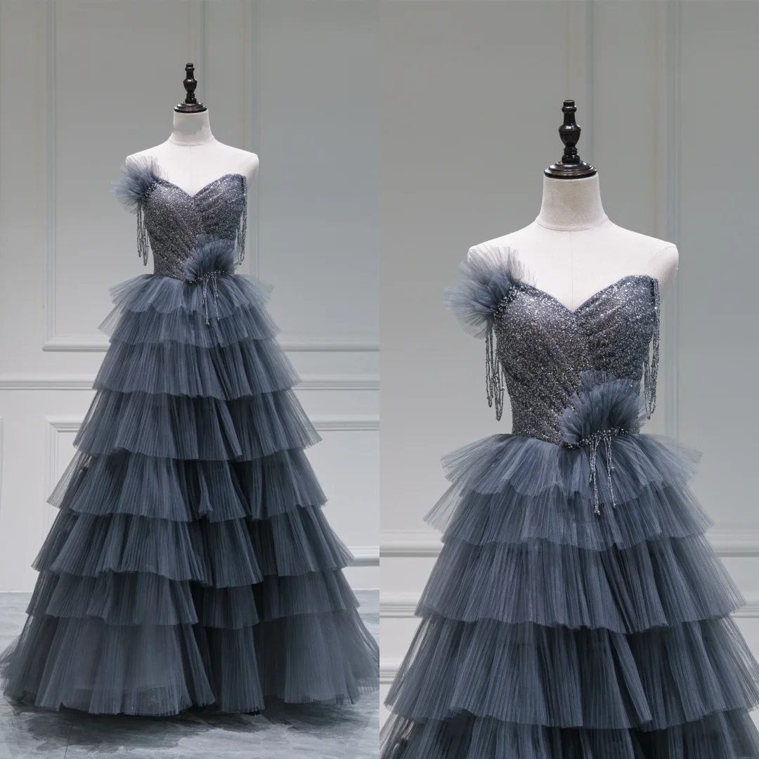 Robe de bal longue en tulle gris, décolleté en cœur, robe de soirée unique, robe d'anniversaire, robe de remise de diplôme, RB1082
