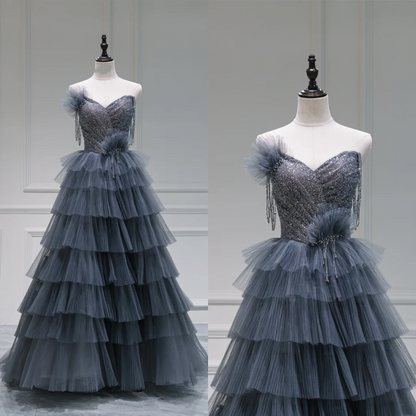 Robe de bal longue en tulle gris, décolleté en cœur, robe de soirée unique, robe d'anniversaire, robe de remise de diplôme, RB1082