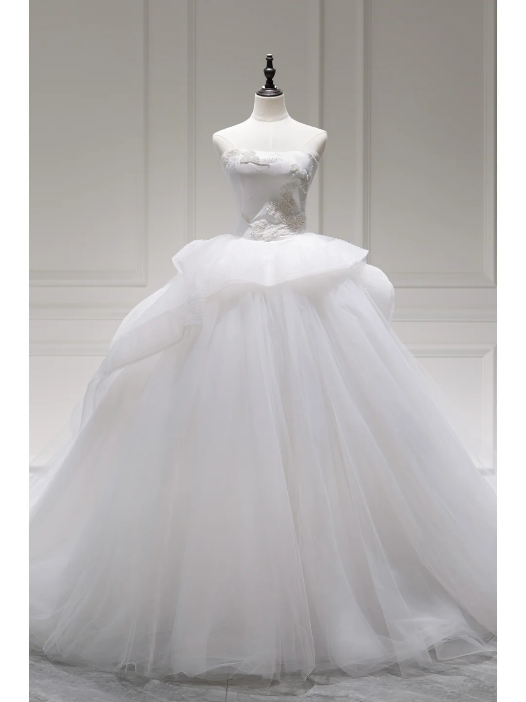 Elegant Modest Ball Gown Strapless Sleeveless White Lace Corset Wedding Dress Styles Long Bridal Gown Wedding Gowns RB1095