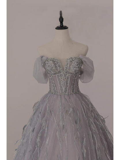 Unique Ball Gown Off The Shoulder Light Gray Long Prom Dresses Reveal Inspiration Party Dress 16th Birthday Outfits Graduation Dress RB1096