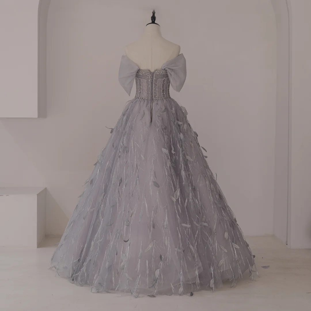 Unique Ball Gown Off The Shoulder Light Gray Long Prom Dresses Reveal Inspiration Party Dress 16th Birthday Outfits Graduation Dress RB1096
