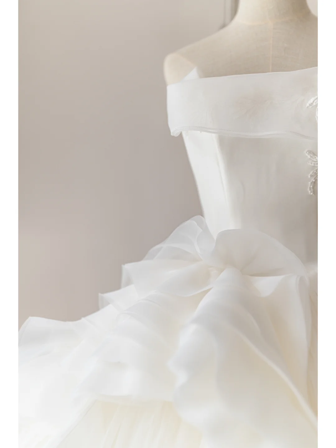 Robe de mariée élégante et modeste, bustier, ajustée, en dentelle blanche, style corset, longue, RB1103