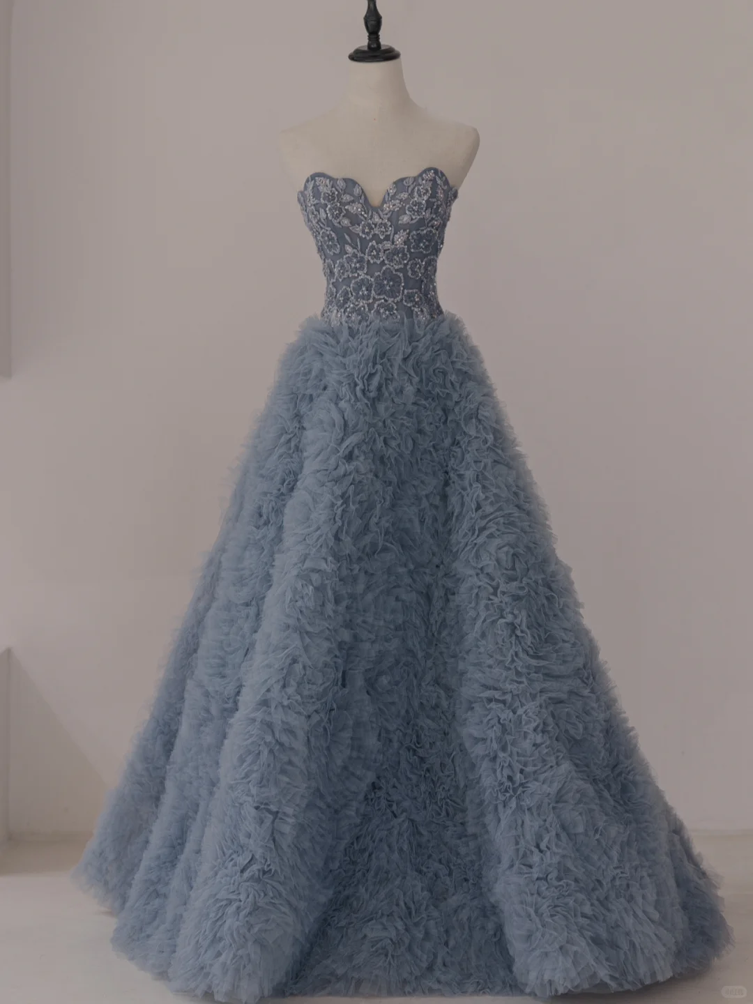 Robe de bal unique en tulle gris, décolleté en cœur, longue, inspiration robe de soirée, tenue de 18e anniversaire, robe de remise de diplôme, RB1105
