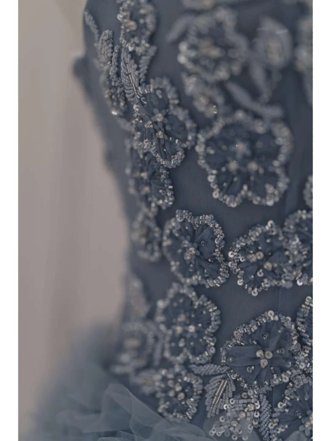 Robe de bal unique en tulle gris, décolleté en cœur, longue, inspiration robe de soirée, tenue de 18e anniversaire, robe de remise de diplôme, RB1105