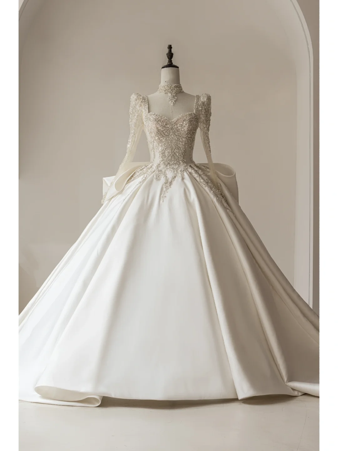 Robe de mariée sirène modeste, col carré, manches longues, corset en satin ajusté, robe de mariée longue perlée, robes de mariée RB1110
