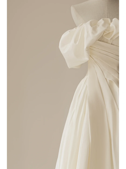 Robe de mariée élégante en satin, coupe A, épaules dénudées, manches courtes, corset ajusté, style longue, RB1111