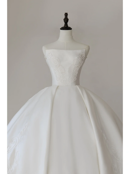 Robe de mariée élégante et modeste, bustier, ajustée, avec appliques blanches et corset, style robe de mariée longue, RB1113