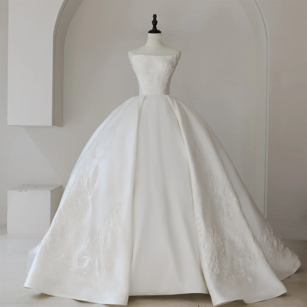 Robe de mariée élégante et modeste, bustier, ajustée, avec appliques blanches et corset, style robe de mariée longue, RB1113