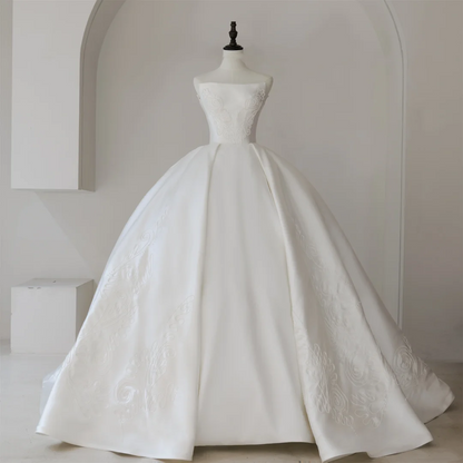 Robe de mariée élégante et modeste, bustier, ajustée, avec appliques blanches et corset, style robe de mariée longue, RB1113