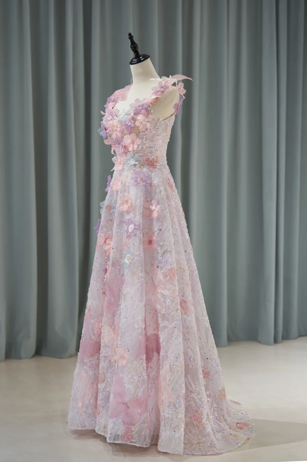 Robe de bal longue en dentelle rose à fleurs et décolleté en cœur, tenue de soirée pour 21e anniversaire, robe de remise de diplôme RB1135