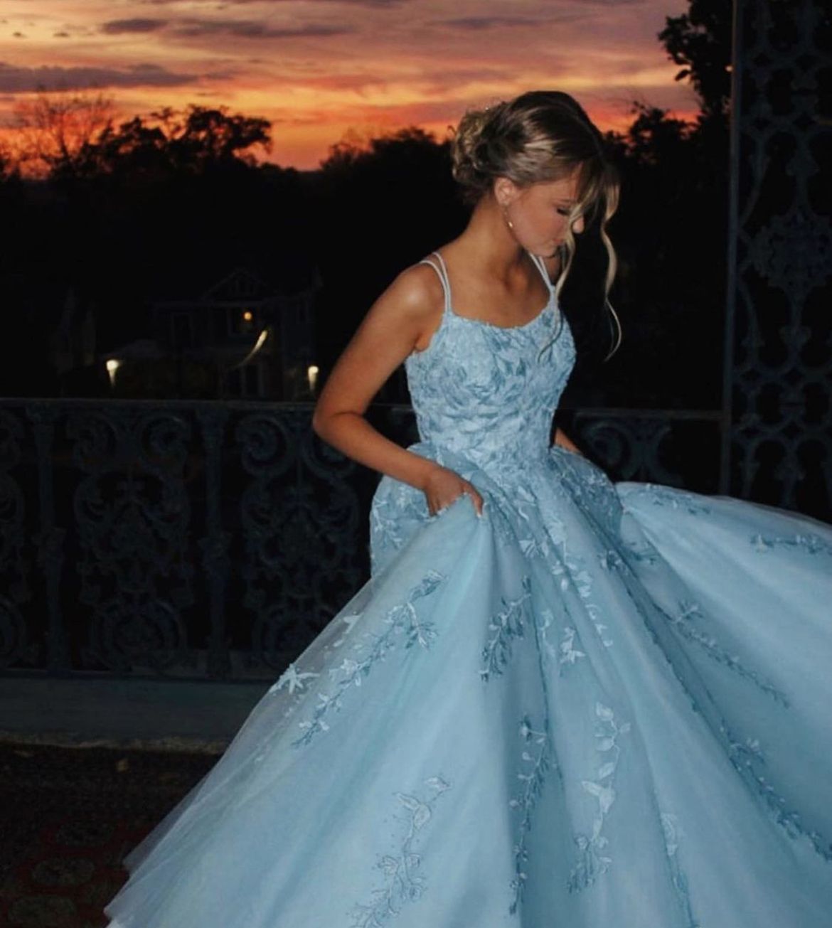 Robe de bal modeste à bretelles spaghetti en tulle bleu et dentelle, robe de bal longue, tenue de fête, d'anniversaire, de remise de diplôme, pour adolescentes, RB1146
