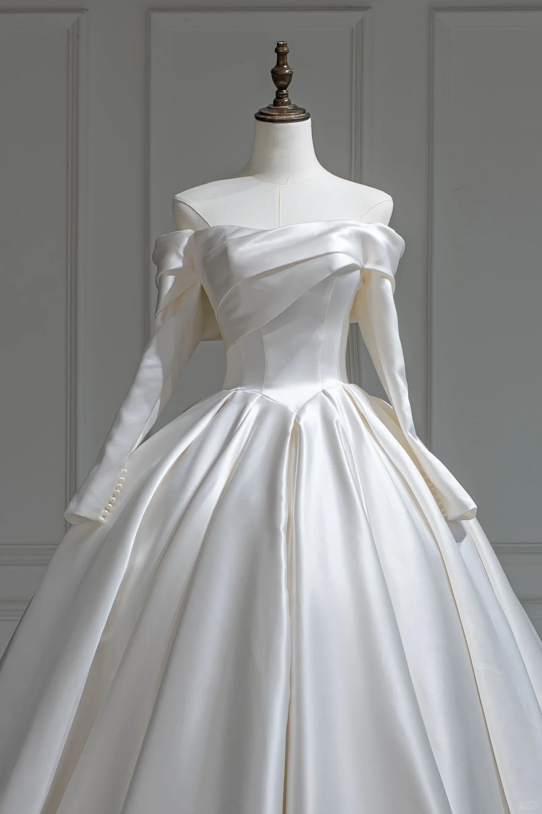 Robe de mariée blanche à épaules dénudées, manches longues, coupe ajustée, corset en satin, robe de bal modeste, robe de mariée longue, RB1190