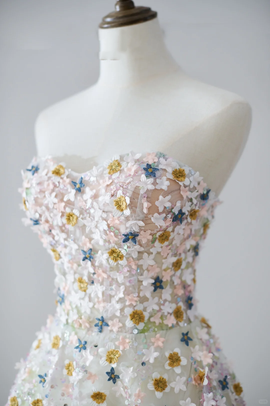 Robe de bal unique en cœur, paillettes blanches, longues robes de bal, inspiration robe de soirée, tenue de 21e anniversaire, robe de remise de diplôme RB1133