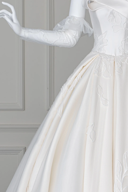 Modest Ball Gown Sweetheart With Long Sleeves Fitted Lace Corset Wedding Dress Long Bridal Gown Wedding Dresses RB1207