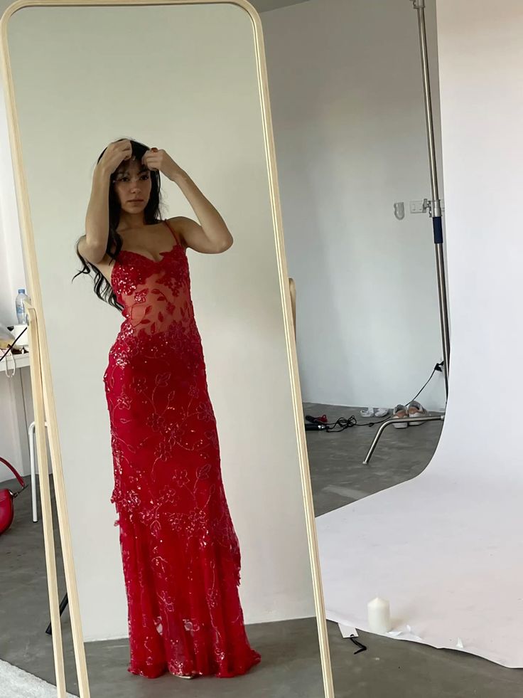 Robe de soirée sirène à bretelles spaghetti et paillettes rouges, robe de bal longue, inspiration RB1302
