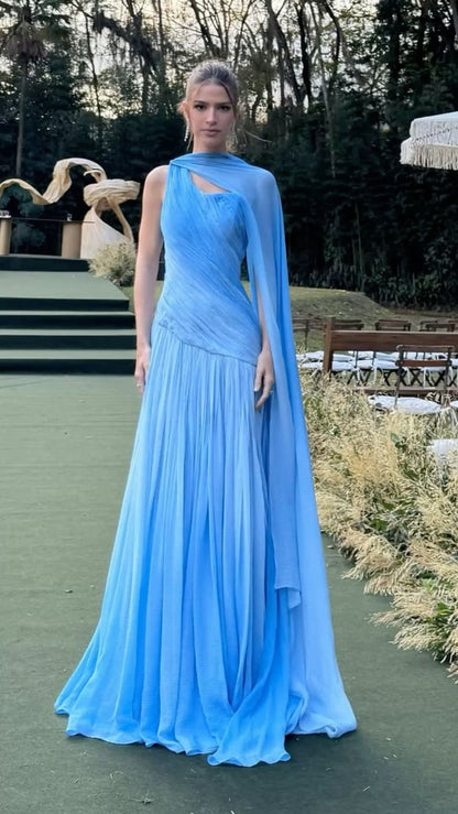 Robe de bal longue en mousseline plissée bleue, asymétrique, style sirène, sans manches, robe de bal inspirée RB1333