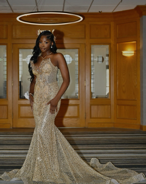 Robe de bal sirène chic à paillettes dorées et perles, décolleté en cœur, tenue de fête pour 20e anniversaire, robe de remise de diplôme RB1409
