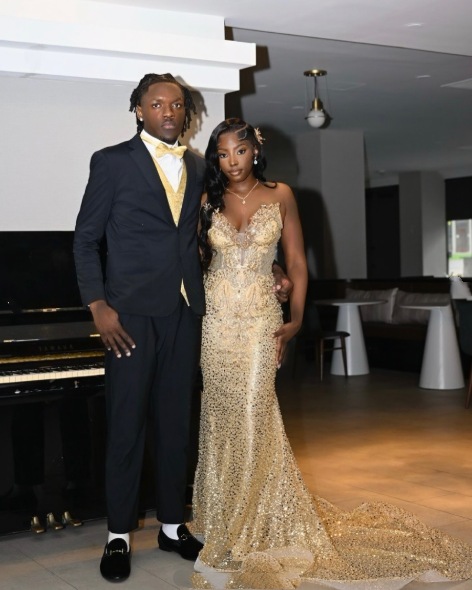 Robe de bal sirène chic à paillettes dorées et perles, décolleté en cœur, tenue de fête pour 20e anniversaire, robe de remise de diplôme RB1409