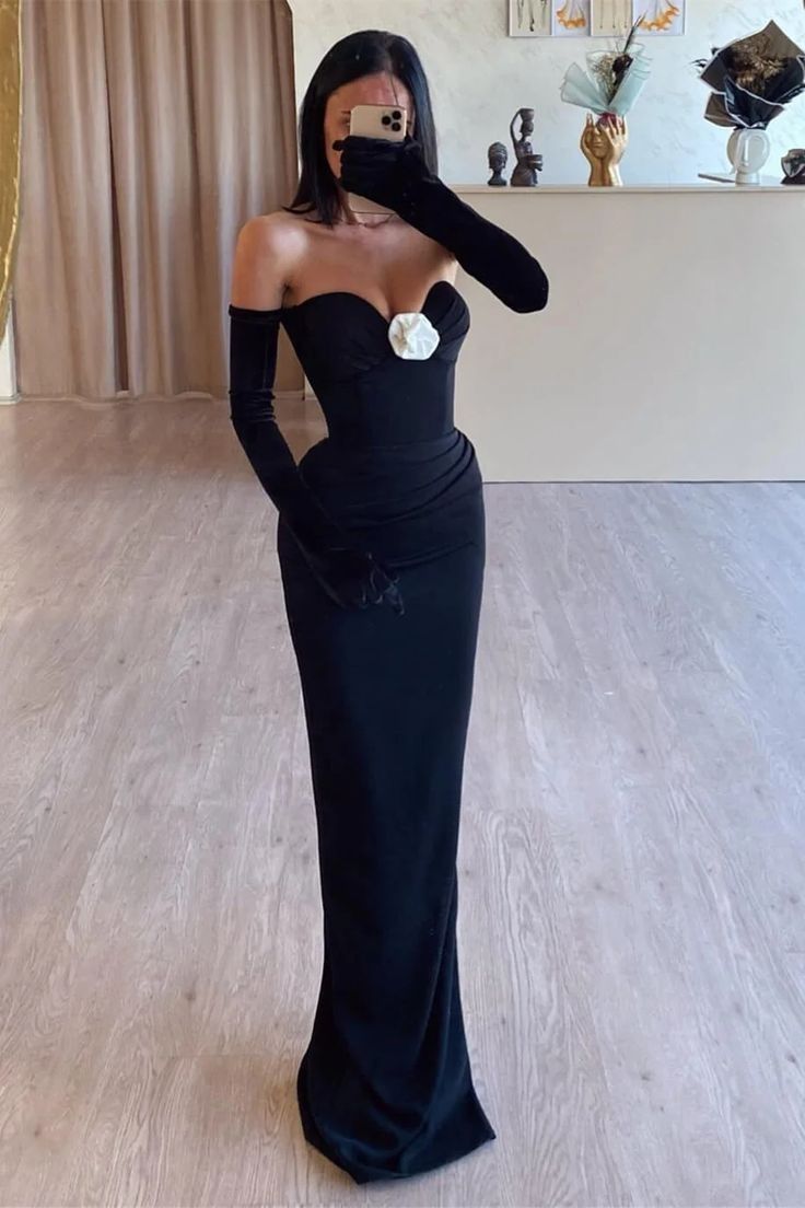 Robe de bal sirène élégante en satin noir, décolleté en cœur, tenue de soirée pour un 22e anniversaire, robe de remise de diplôme RB1513