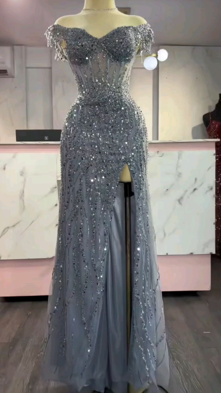 Ethereal Mermaid Off The Shoulder Gray Tulle Slit Prom Dresses Formal Dress 23rd Birthday Outfits Prom Gown RB1518