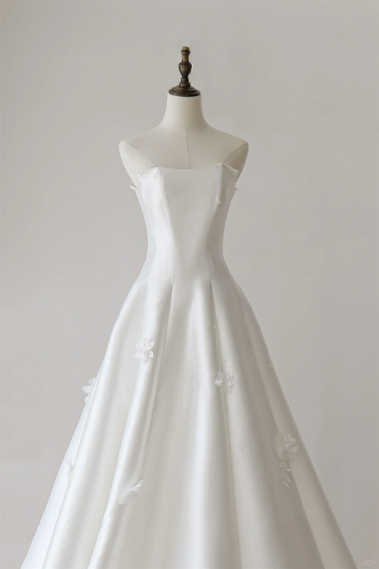 Stunning Ball Gown Strapless Fitted Corset Satin Wedding Dress Long Bridal Gown White Wedding Gowns RB1595