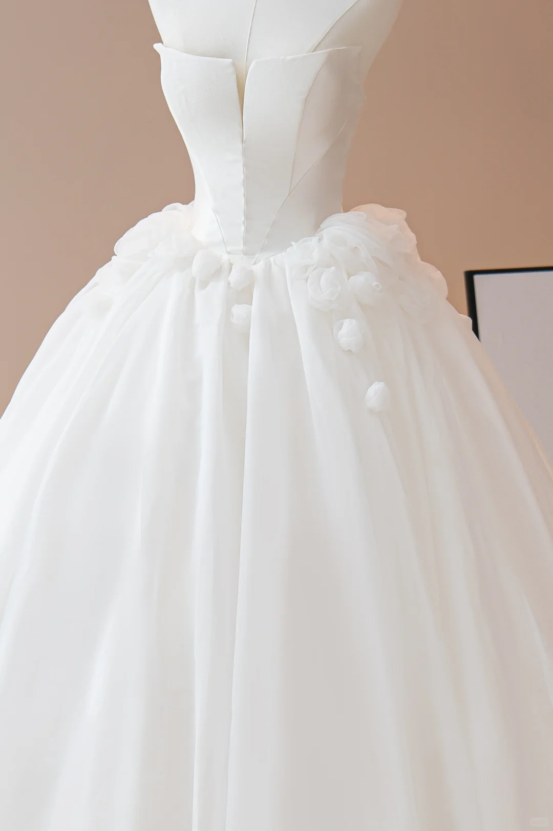 Robe de mariée princesse sans bretelles, sans manches, en tulle, longue et ajustée, blanche, RB1608