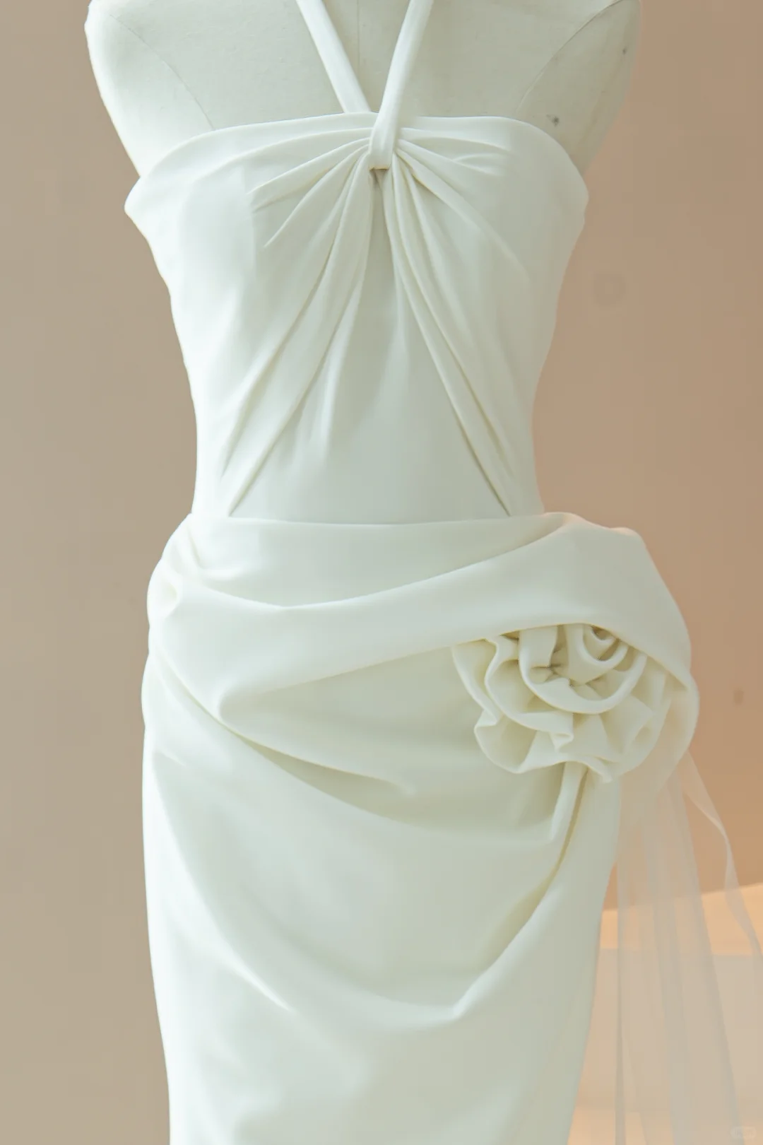Simple Mermaid Halter Sleeveless Satin Fitted Long Wedding Dress Bridal Gown Wedding Dresses RB1615