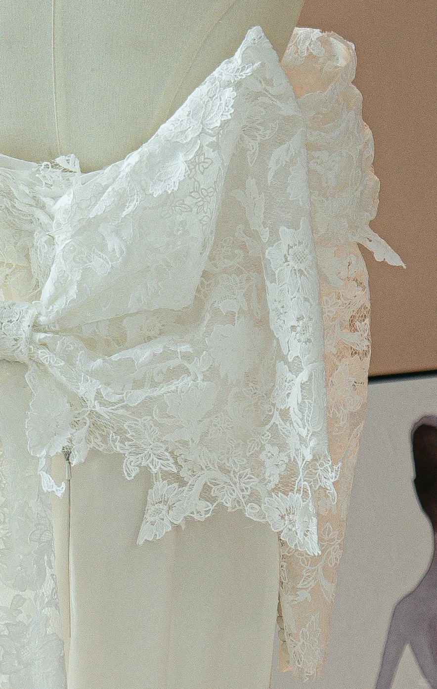 Robe de mariée sirène modeste à épaules dénudées, corset ajusté en dentelle, manches longues, ajustée et évasée, RB1616