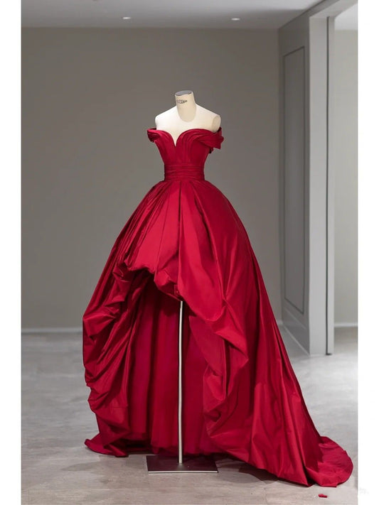 Charmante High Low Off The Shoulder Red Satin Lange Ballkleider Beeindrucken 18. Geburtstag Outfits Ballkleid RB1621