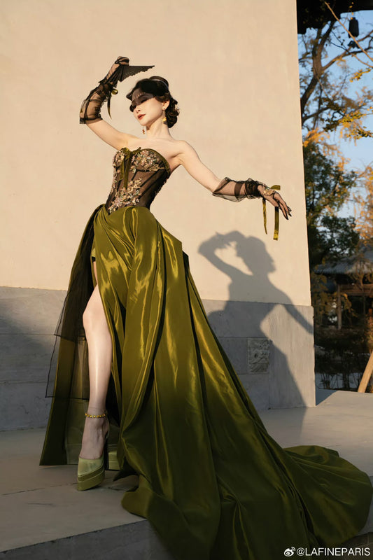 Schickes Etuikleid, trägerlos, Burgunderrot, Satin mit Spitze, Olivgrün, lange Ballkleider, beeindrucken, 18. Geburtstag, Outfits, Ballkleid RB1639