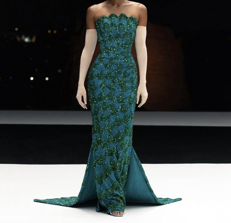 Sexy Mermaid Strapless Green Sequins Long Prom Dresses For Teens Formal Dress Birthday Outfits Prom Gown RB1689