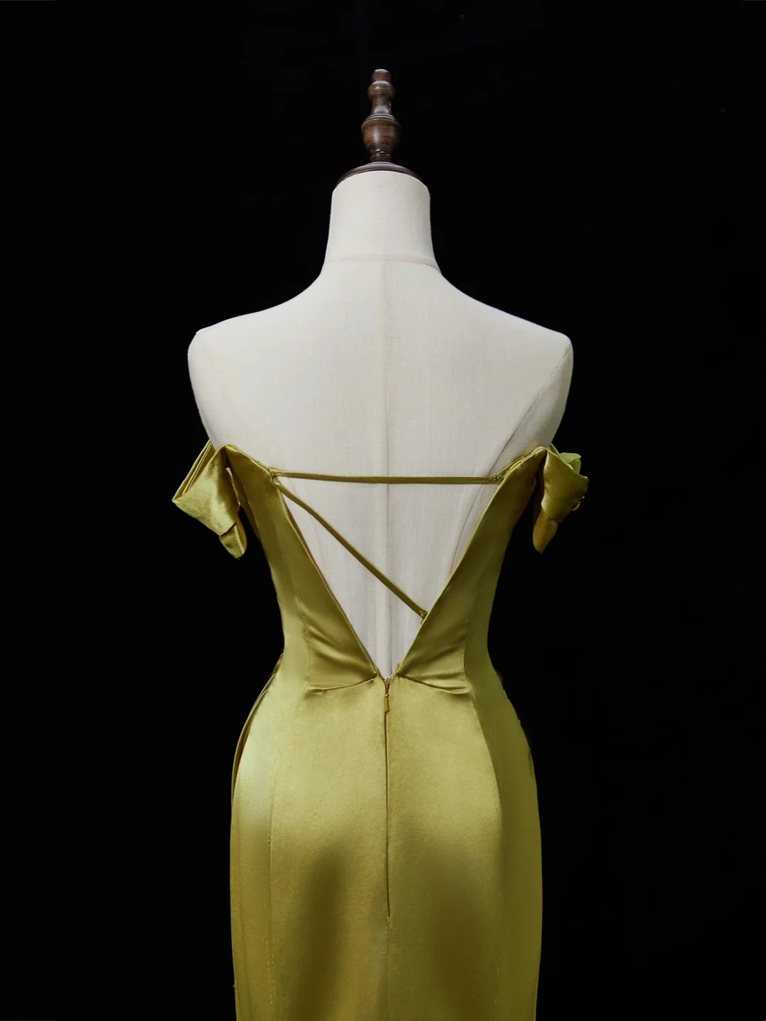 Robe de bal élégante sirène à épaules dénudées en satin vert, longue, tenue de bal impressionnante pour un 18e anniversaire, RB1880
