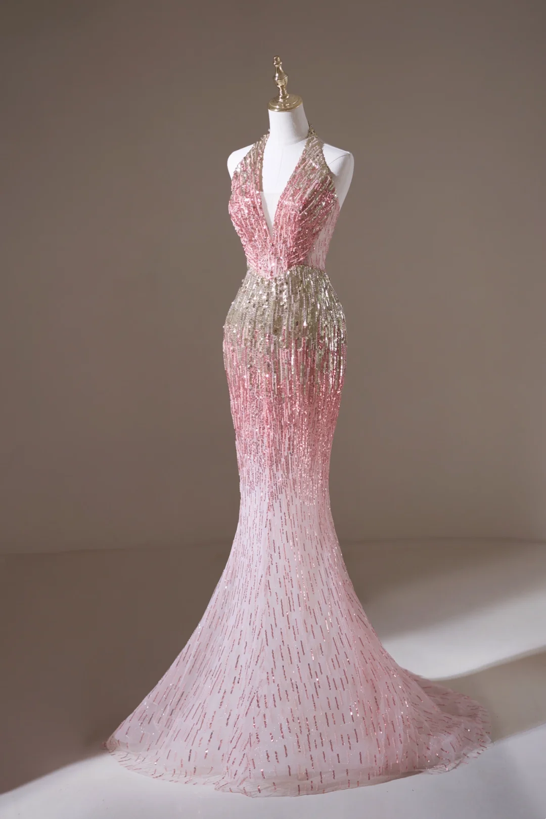 Retro Mermaid Halter Pink Sequin Long Prom Dresses Impress 19th Birthday Outfits Prom Gown RB1893