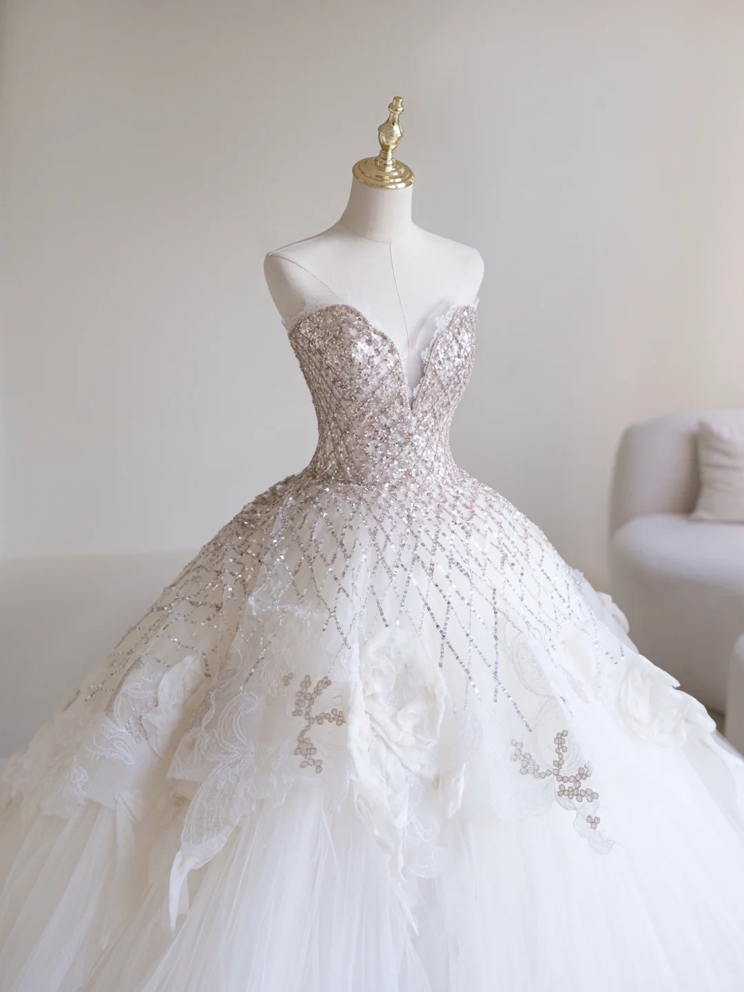 Robe de mariée princesse en tulle, col en cœur, sans manches, longue et ajustée, blanche, RB1894