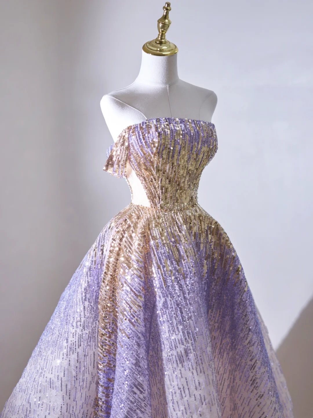 Robe de bal rétro à épaules dénudées et paillettes lilas, longue robe de bal, tenue impressionnante pour un 18e anniversaire, robe de bal RB1899