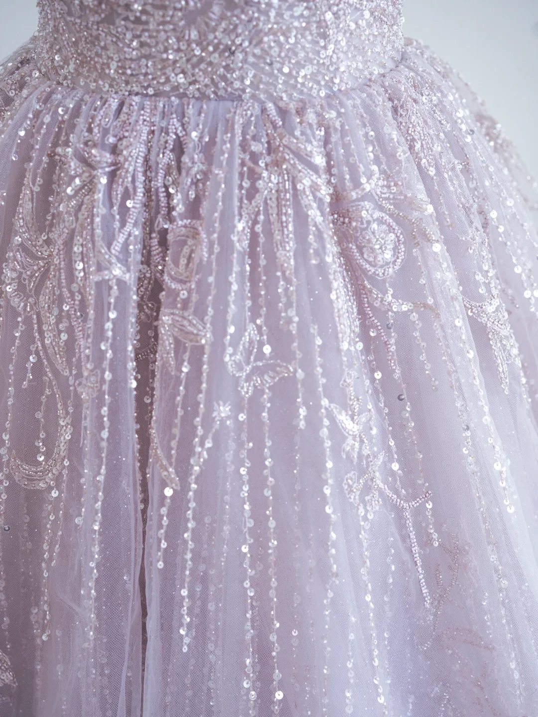 Robe de bal longue à paillettes roses et décolleté en V profond, tenue de bal impressionnante pour un 19e anniversaire, RB1900