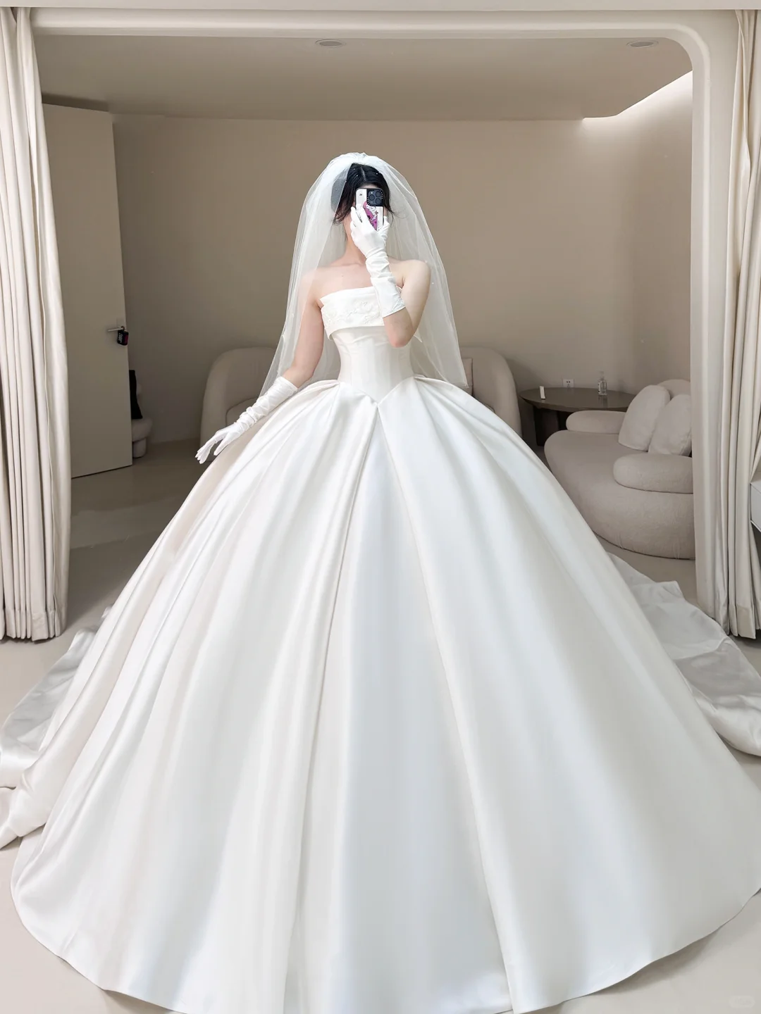 Robe de mariée princesse bustier en satin, corset ajusté, longue, blanche, RB1911