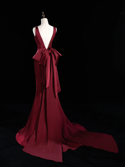 Robe de bal longue en satin bordeaux, col en V, style sirène chic, tenue de bal pour un 18e anniversaire, RB1917