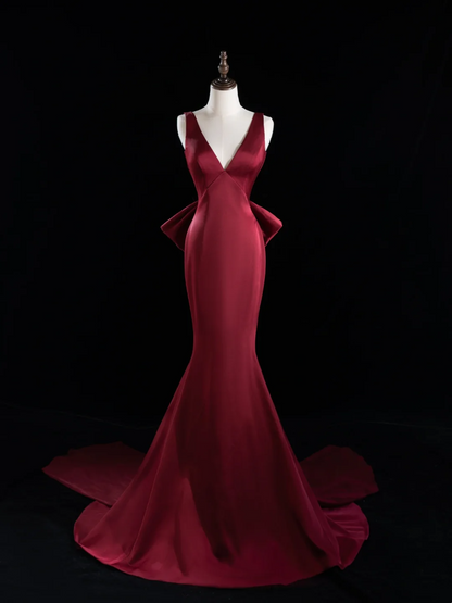Robe de bal longue en satin bordeaux, col en V, style sirène chic, tenue de bal pour un 18e anniversaire, RB1917