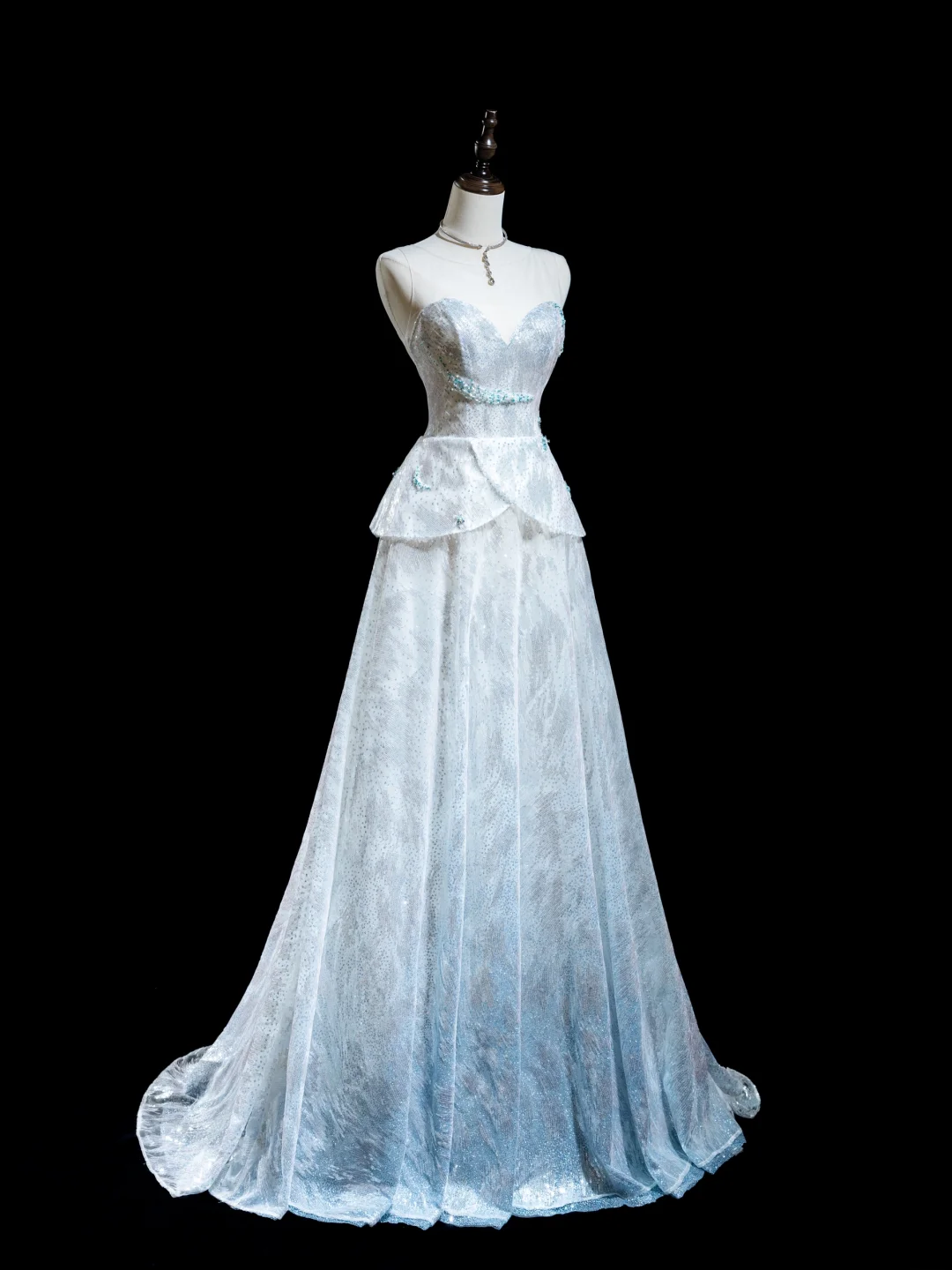 Robe de bal élégante en dentelle, décolleté en cœur, bleu ciel clair, paillettes, robe de bal esthétique, robe de soirée, robe de remise de diplôme, RB1923