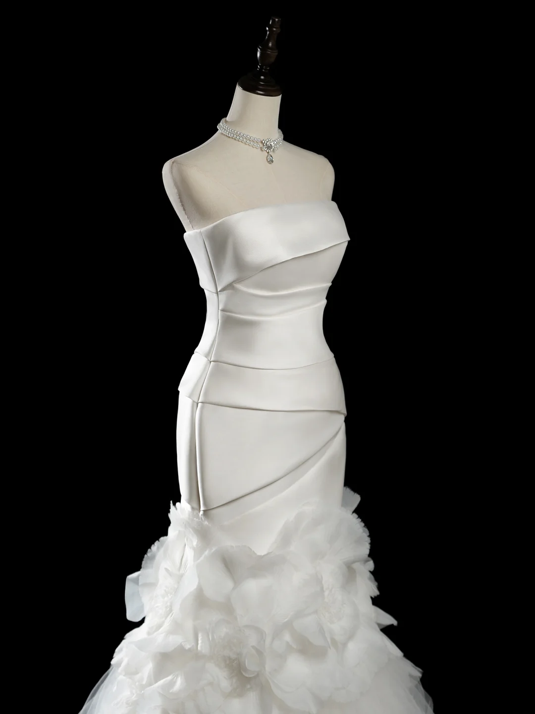 Vintage Mermaid Strapless Sleeveless White Fitted Pleated Long Wedding Dress Bride Gown Wedding Dresses RB1940