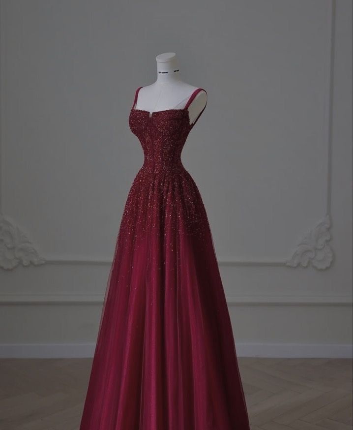 Wunderschöne A-Linie Tüll Burgunderrot Ballkleider für Teenager Abendkleid Party-Outfits Abendkleid RB2015
