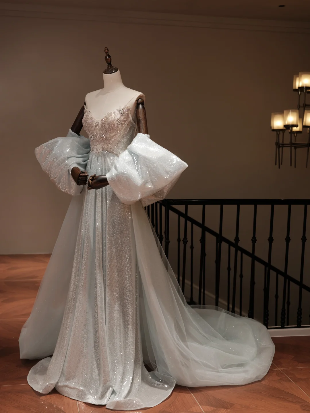 Robe de bal trapèze unique à paillettes argentées et décolleté en cœur pour adolescentes, tenue de soirée formelle, robe de bal RB2017