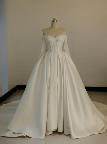 Robe de mariée princesse en satin, décolleté en cœur, sans manches, coupe ajustée, corset, longue, blanche, RB2030