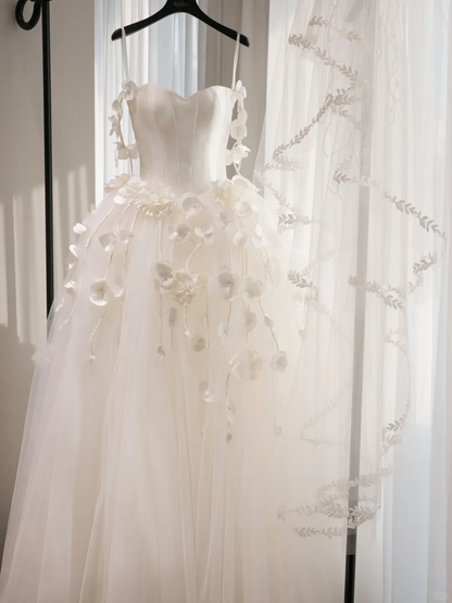 Robe de bal intemporelle à bretelles spaghetti, sans manches, en tulle, corset ajusté, longue robe de mariée, robes de mariée blanches RB2037