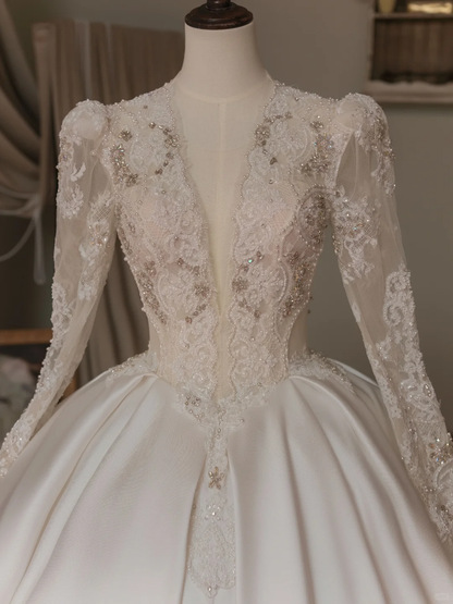 Robe de mariée blanche unique, col en V, manches longues, corset ajusté en dentelle, robe de bal, RB2040