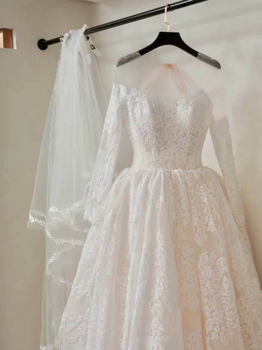 Ethereal Ball Gown Off The Shoulder Lace Fitted Corset Long Sleeves Wedding Dress Bride Gowns Wedding Dresses RB2055