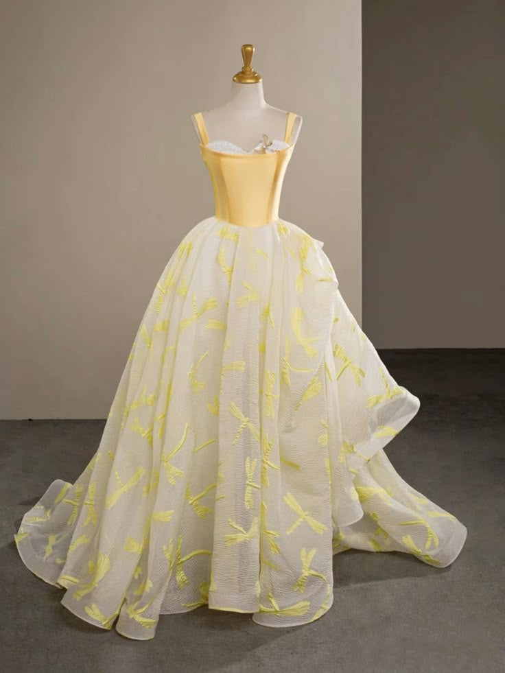 Beautiful Ball Gown Sweetheart Yellow Tulle Prom Dresses For Teens Formal Dress Party Outfits Prom Gown RB2082