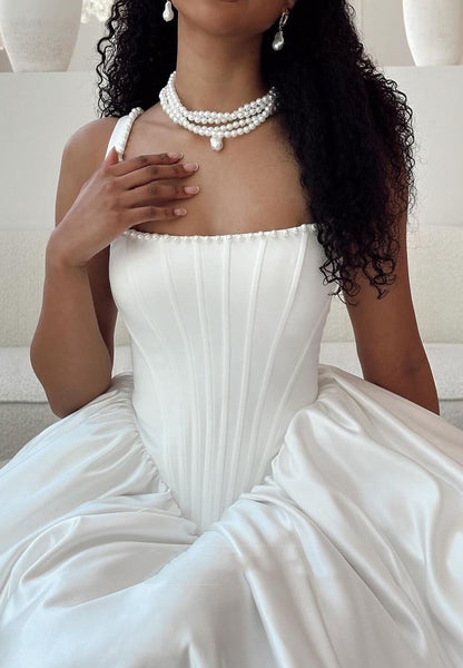 Princess Ball Gown Square Neck White Satin Wedding Dress Fairytale Bride Gowns Autumn Wedding Gown RB2858