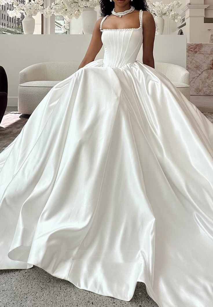 Princess Ball Gown Square Neck White Satin Wedding Dress Fairytale Bride Gowns Autumn Wedding Gown RB2858